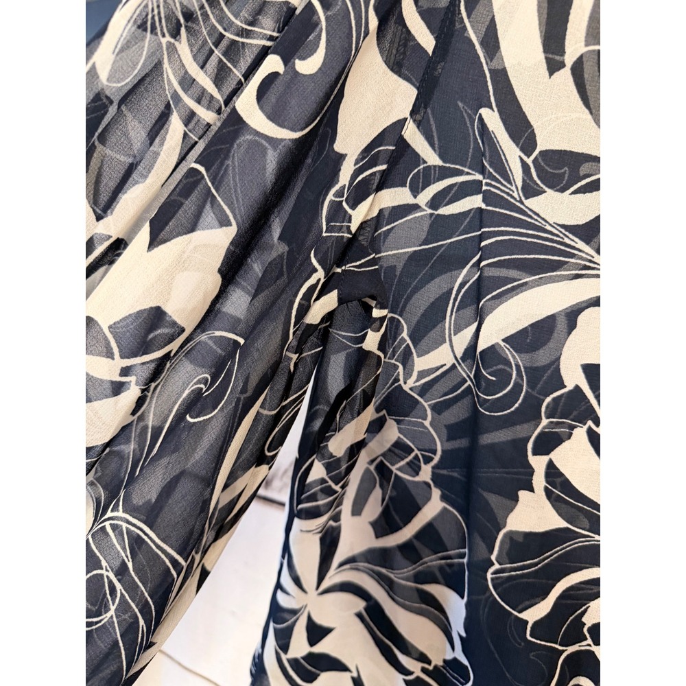 Chicos Navy White Floral Print Sheer Button Front Long Sleeve Blouse Top Size 16 - Picture 3 of 7